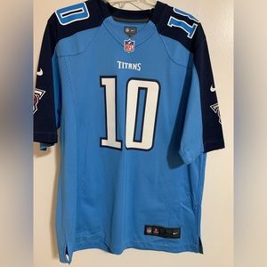 Men’s Nike Tennessee Titans Jake Locker Jersey Authentic Worn Once Size L